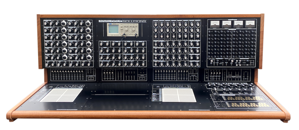 Analogue Solutions COLOSSUS コンソール型シンセサイザー 写真2